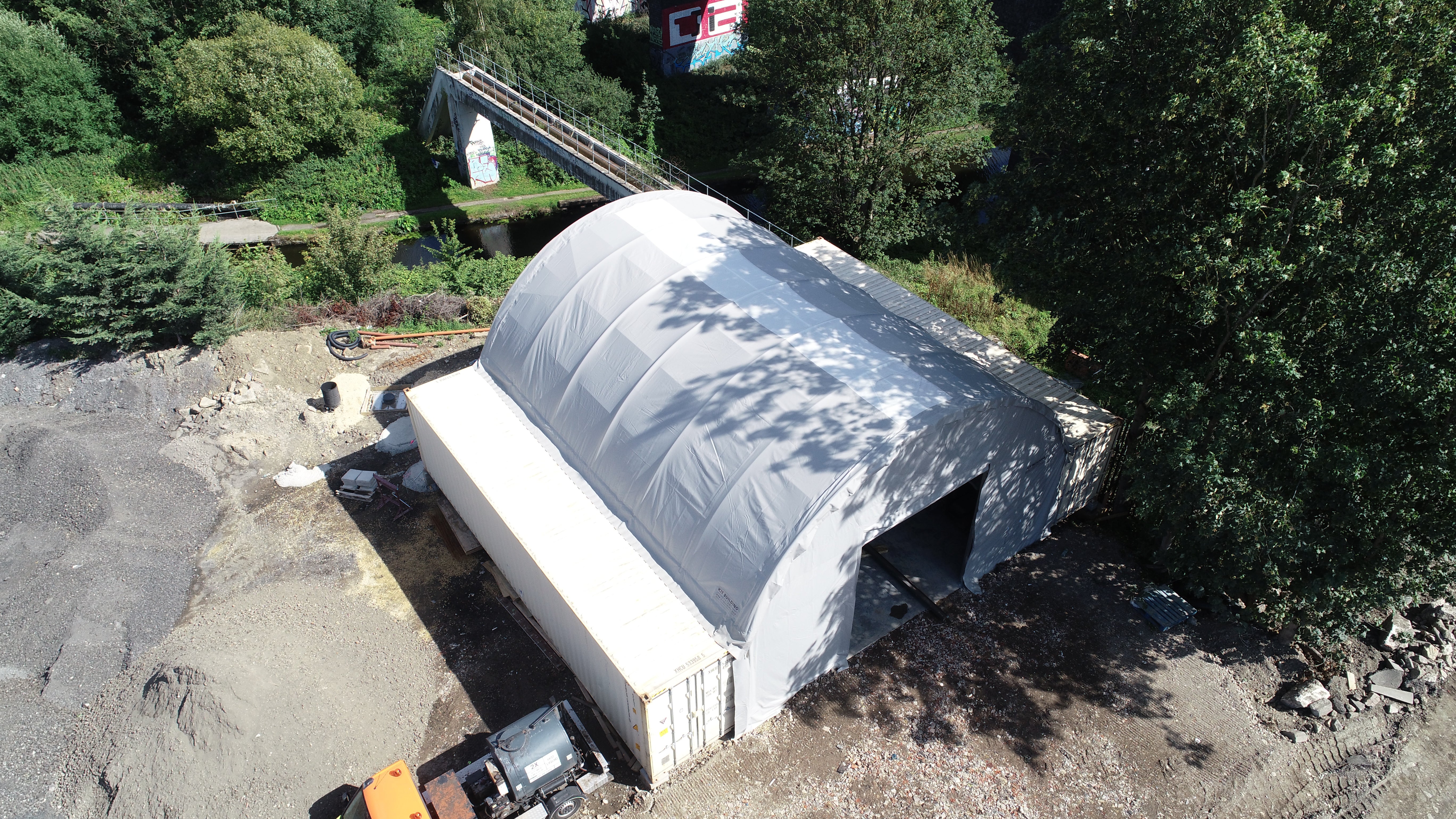 Containertak - 33ft x 40ft x 12ft (10m x 12m x 3,6m)